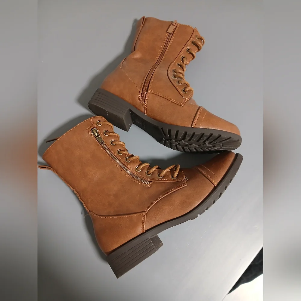 Forever 21 Tan Combat Boots - Picture 4 of 4